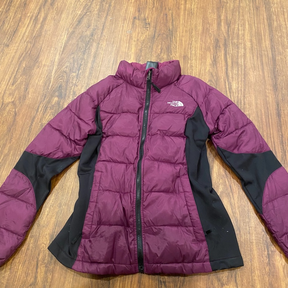 Purple north face jacket in Childs large